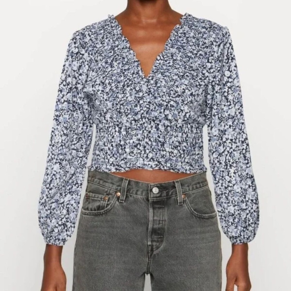 Abercrombie & Fitch floral smocked boho prairie preppy dinner plunge crop - sm